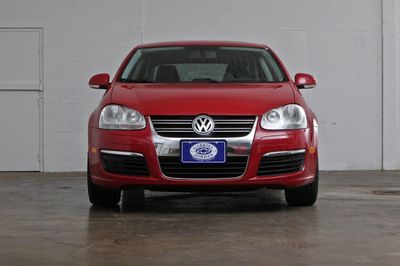 2010 Volkswagen Jetta Sedan 4dr DSG TDI - Click to see full-size photo viewer