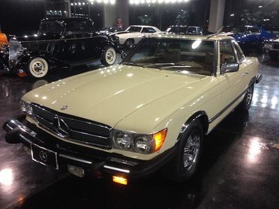 1977 Mercedes-Benz 450SL Roadster Both Tops - Click to see full-size photo viewer